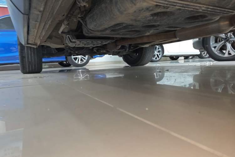 Used CHANGAN CS75 PLUS 2021 1.5T Automatic Luxury Version Left Side Sill