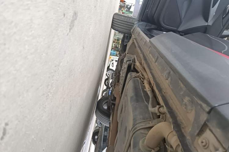 Used CHANGAN CS75 PLUS 2021 1.5T Automatic Prestige Model Left Side Sill