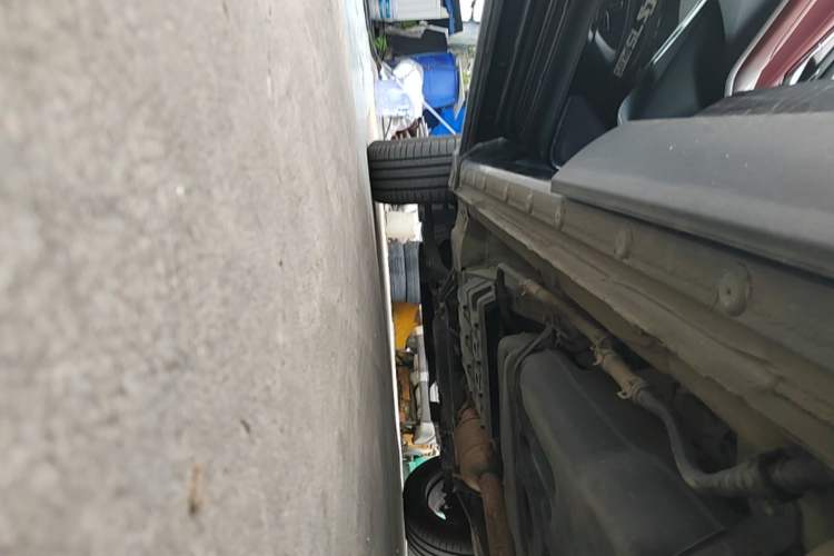 Used CHANGAN CS75 PLUS 2021 2.0T Automatic Pilot Version Left Side Sill