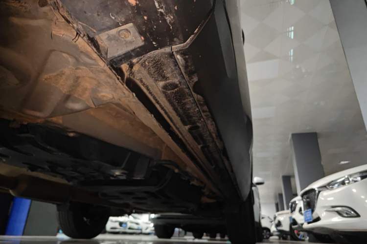 Used CHANGAN CS75 PLUS 2021 1.5T Automatic Luxury Version Left Side Sill
