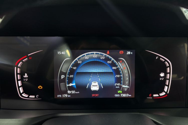 Used CHANGAN CS75 PLUS 2021 2.0T Automatic Pilot Version Odometer Close Up