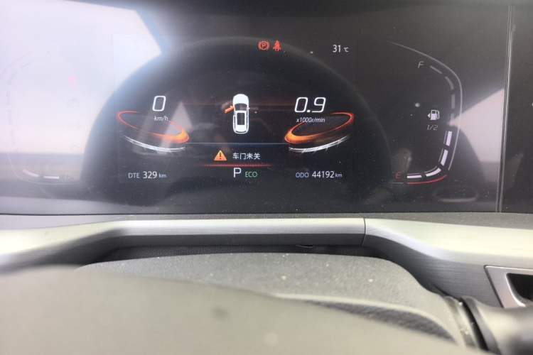 Used CHANGAN CS75 PLUS 2021 1.5T Automatic Luxury Version Odometer Close Up