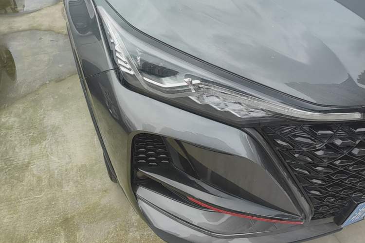 Used CHANGAN CS75 PLUS 2021 2.0T Automatic Pilot Version Right Front Headlight