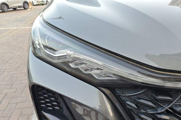 Used CHANGAN CS75 PLUS 2021 1.5T Automatic Luxury Version Right Front Headlight