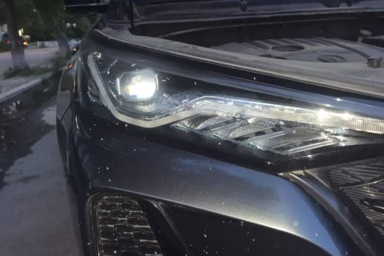 Used CHANGAN CS75 PLUS 2021 1.5T Automatic Prestige Model Right Front Headlight
