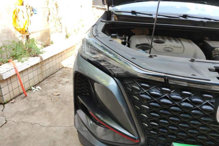 Used CHANGAN CS75 PLUS 2021 1.5T Automatic Luxury Version Right Front Headlight