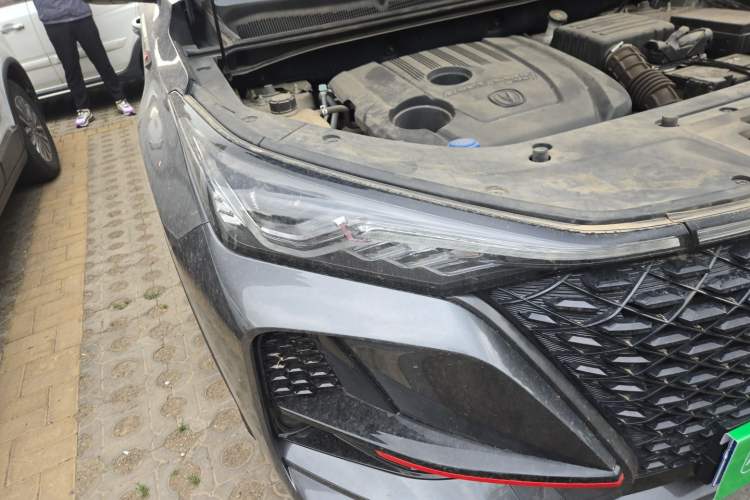 Used CHANGAN CS75 PLUS 2021 1.5T Automatic Prestige Model Right Front Headlight