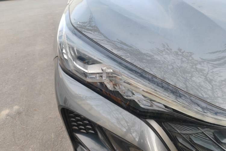 Used CHANGAN CS75 PLUS 2021 1.5T Automatic Luxury Version Right Front Headlight