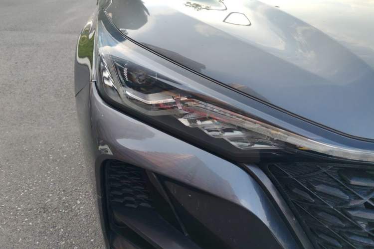 Used CHANGAN CS75 PLUS 2021 1.5T Automatic Prestige Model Right Front Headlight