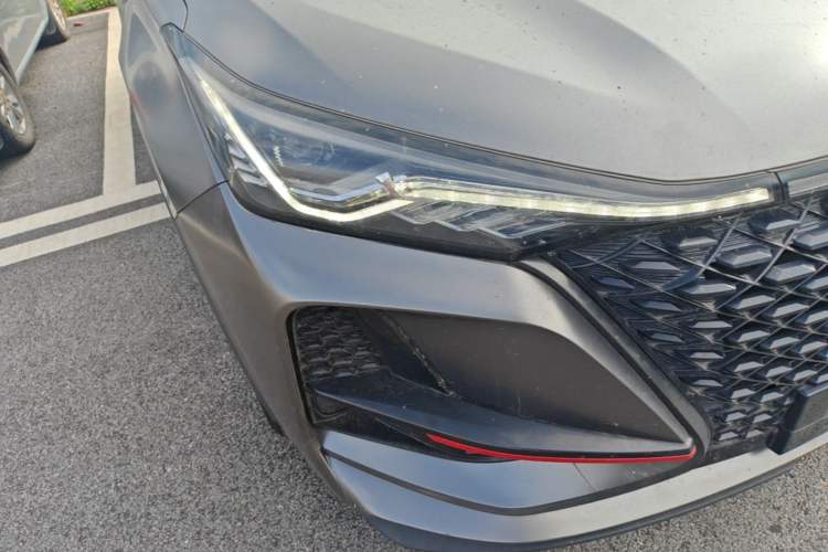 Used CHANGAN CS75 PLUS 2021 1.5T Automatic Prestige Model Right Front Headlight