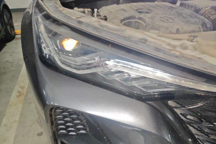 Used CHANGAN CS75 PLUS 2021 1.5T Automatic Prestige Model Right Front Headlight