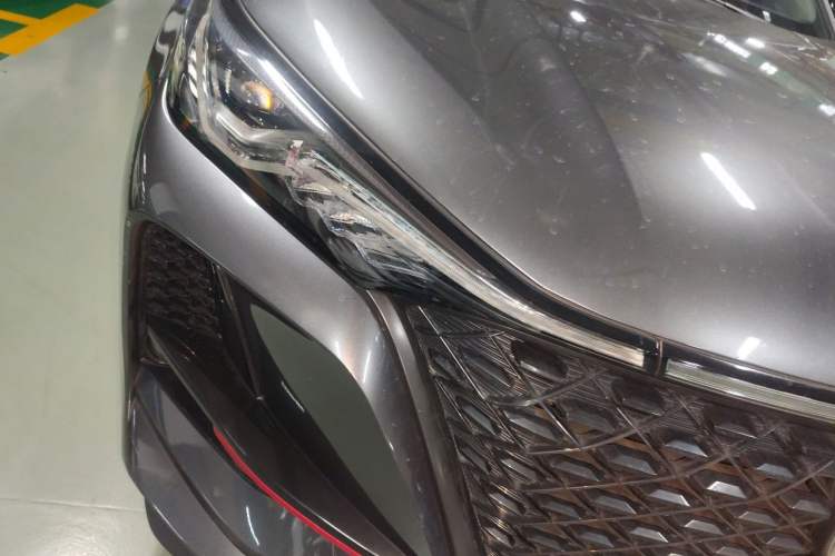 Used CHANGAN CS75 PLUS 2021 1.5T Automatic Prestige Model Right Front Headlight