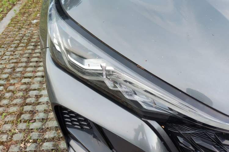 Used CHANGAN CS75 PLUS 2021 1.5T Automatic Luxury Version Right Front Headlight