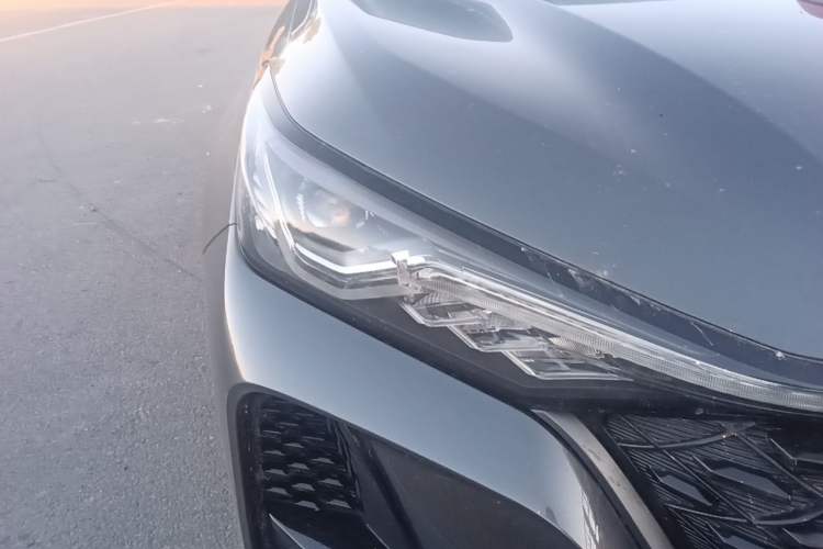 Used CHANGAN CS75 PLUS 2021 2.0T Automatic Flagship Edition Right Front Headlight