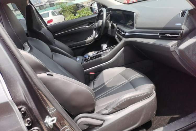 Used CHANGAN CS75 PLUS 2021 2.0T Automatic Pilot Version Right Front Seat