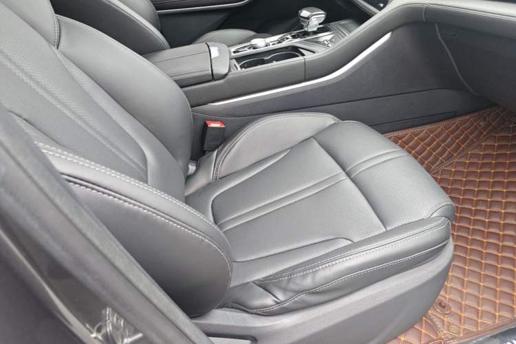 Used CHANGAN CS75 PLUS 2021 2.0T Automatic Pilot Version Right Front Seat