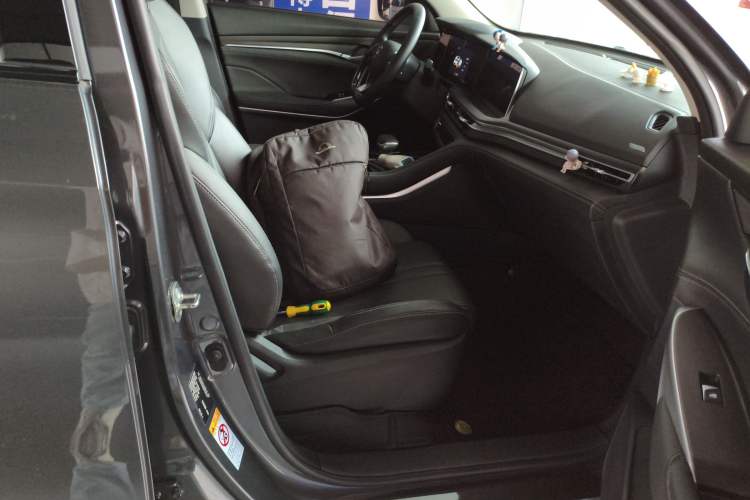 Used CHANGAN CS75 PLUS 2021 1.5T Automatic Prestige Model Right Front Seat