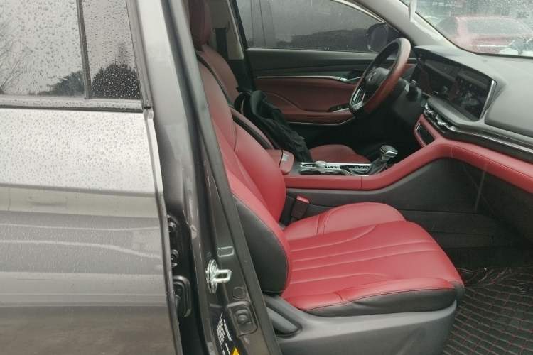 Used CHANGAN CS75 PLUS 2021 1.5T Automatic Luxury Version Right Front Seat