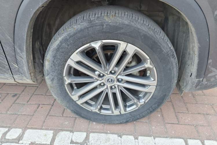 Used CHANGAN CS75 PLUS 2021 1.5T Automatic Luxury Version Right Front Wheel Hub
