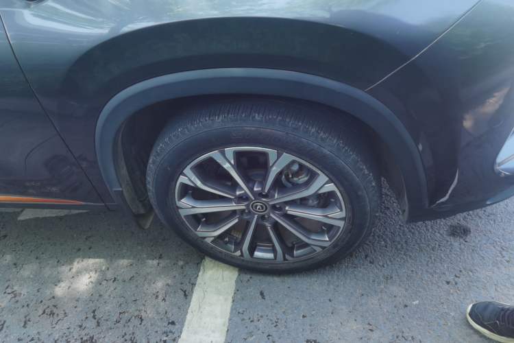 Used CHANGAN CS75 PLUS 2021 2.0T Automatic Pilot Version Right Front Wheel Hub