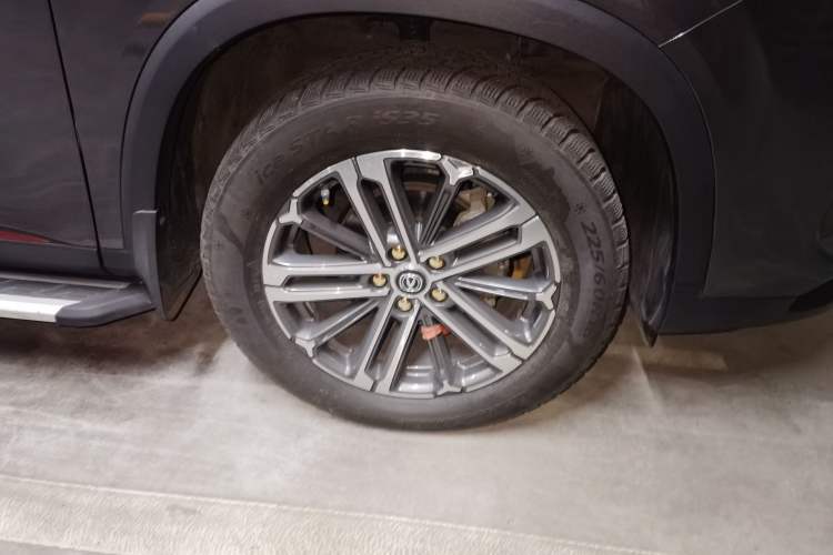 Used CHANGAN CS75 PLUS 2021 1.5T Automatic Luxury Version Right Front Wheel Hub