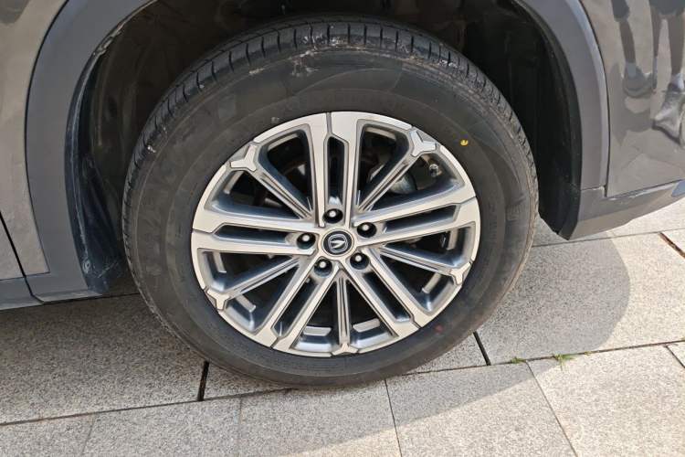 Used CHANGAN CS75 PLUS 2021 1.5T Automatic Luxury Version Right Front Wheel Hub