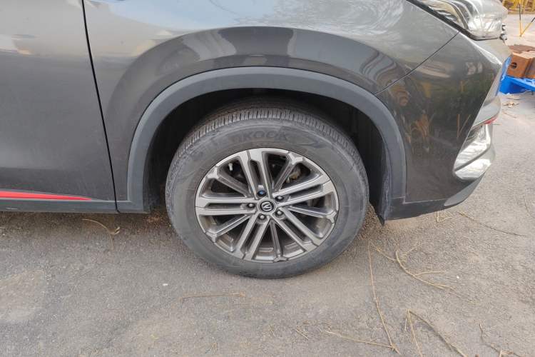 Used CHANGAN CS75 PLUS 2021 1.5T Automatic Luxury Version Right Front Wheel Hub