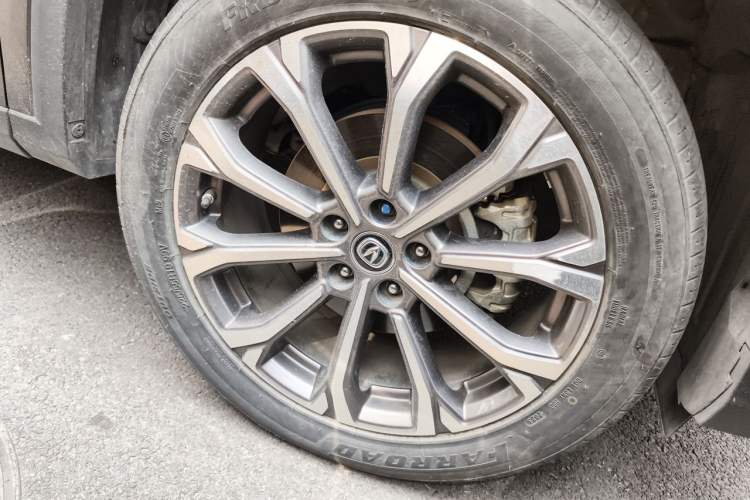 Used CHANGAN CS75 PLUS 2021 2.0T Automatic Pilot Version Right Front Wheel Hub