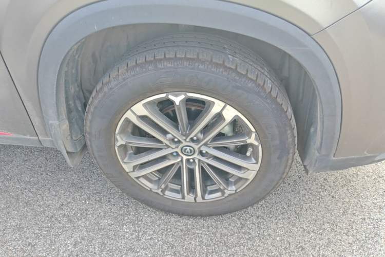 Used CHANGAN CS75 PLUS 2021 1.5T Automatic Prestige Model Right Front Wheel Hub