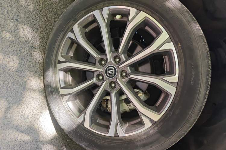Used CHANGAN CS75 PLUS 2021 2.0T Automatic Pilot Version Right Front Wheel Hub