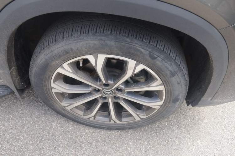 Used CHANGAN CS75 PLUS 2021 2.0T Automatic Flagship Edition Right Front Wheel Hub