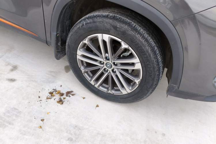 Used CHANGAN CS75 PLUS 2021 1.5T Automatic Prestige Model Right Front Wheel Hub