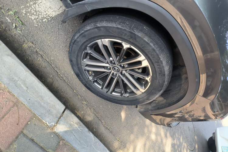 Used CHANGAN CS75 PLUS 2021 1.5T Automatic Prestige Model Right Front Wheel Hub