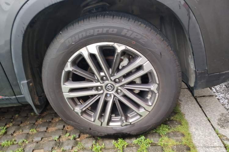 Used CHANGAN CS75 PLUS 2021 1.5T Automatic Prestige Model Right Front Wheel Hub