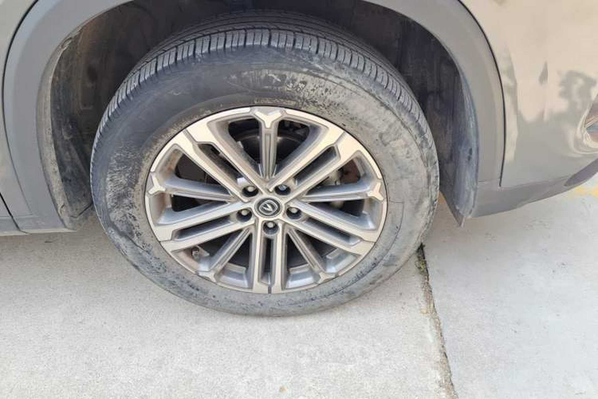 Used CHANGAN CS75 PLUS 2021 1.5T Automatic Luxury Version Right Front Wheel Hub