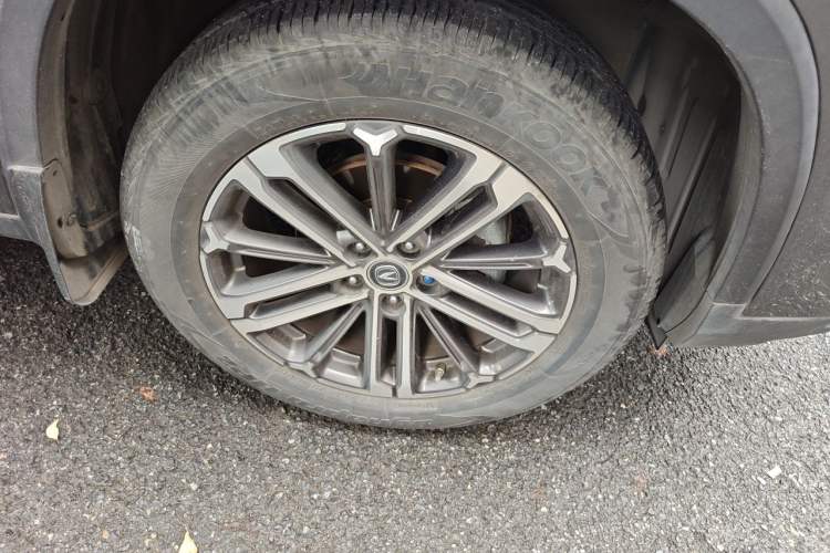 Used CHANGAN CS75 PLUS 2021 1.5T Automatic Prestige Model Right Front Wheel Hub