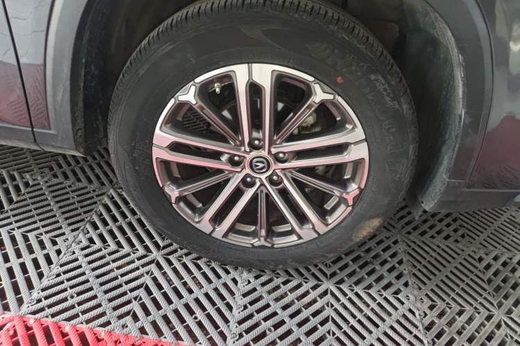 Used CHANGAN CS75 PLUS 2021 1.5T Automatic Luxury Version Right Front Wheel Hub