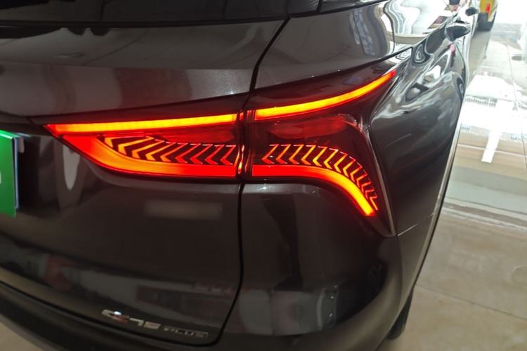 Used CHANGAN CS75 PLUS 2021 1.5T Automatic Luxury Version Right Rear Taillight