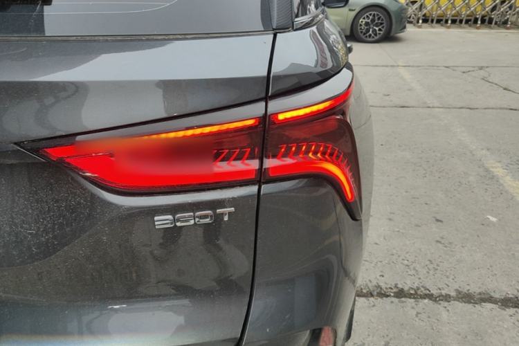Used CHANGAN CS75 PLUS 2021 2.0T Automatic Pilot Version Right Rear Taillight