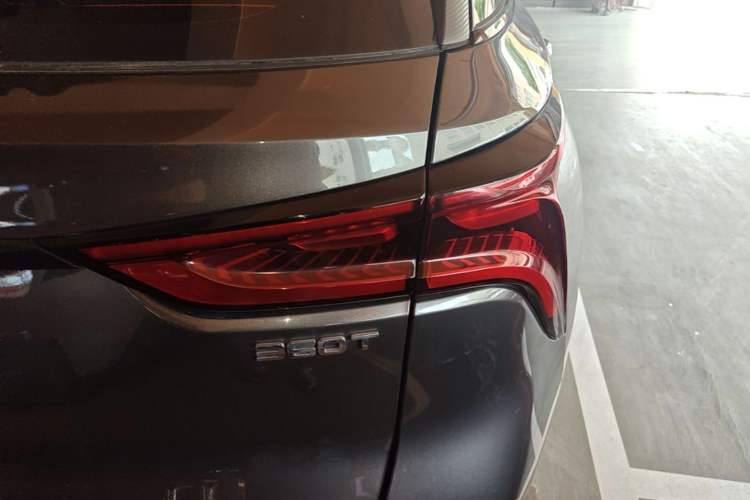 Used CHANGAN CS75 PLUS 2021 2.0T Automatic Pilot Version Right Rear Taillight