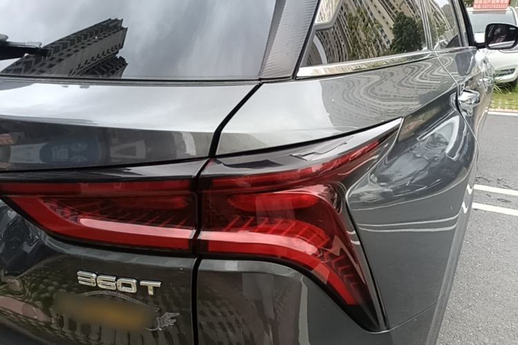 Used CHANGAN CS75 PLUS 2021 2.0T Automatic Flagship Edition Right Rear Taillight