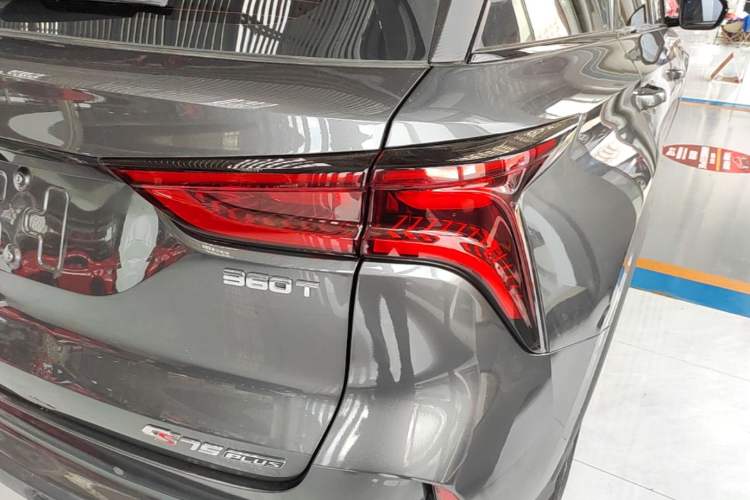 Used CHANGAN CS75 PLUS 2021 2.0T Automatic Pilot Version Right Rear Taillight