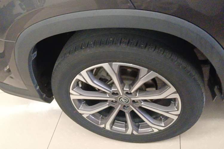 Used CHANGAN CS75 PLUS 2021 2.0T Automatic Flagship Edition Right Rear Wheel Hub