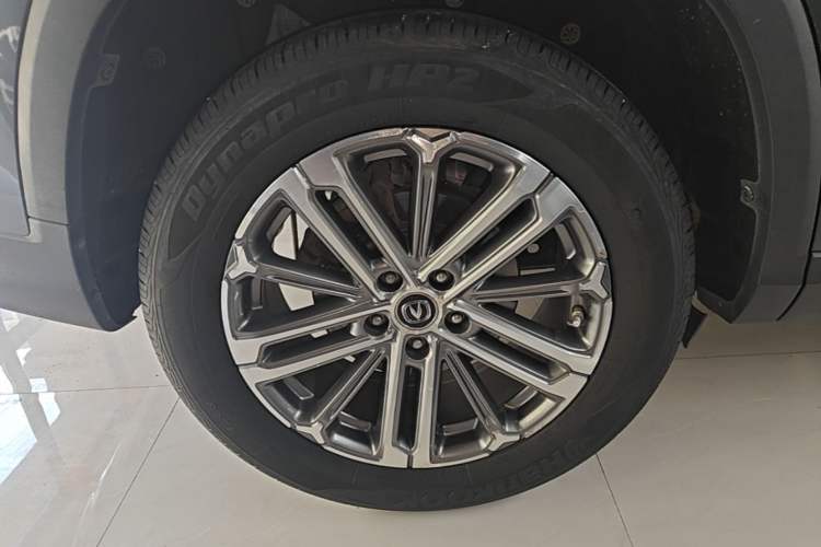 Used CHANGAN CS75 PLUS 2021 1.5T Automatic Prestige Model Right Rear Wheel Hub