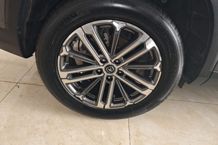Used CHANGAN CS75 PLUS 2021 1.5T Automatic Luxury Version Right Rear Wheel Hub