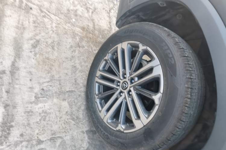Used CHANGAN CS75 PLUS 2021 1.5T Automatic Luxury Version Right Rear Wheel Hub