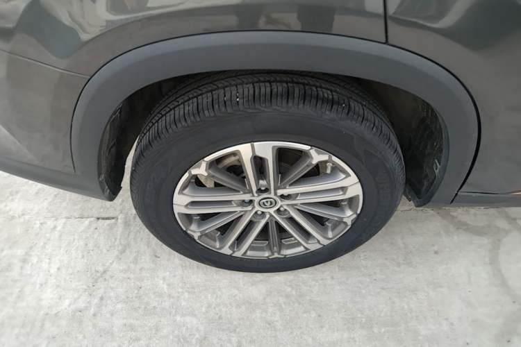 Used CHANGAN CS75 PLUS 2021 1.5T Automatic Prestige Model Right Rear Wheel Hub