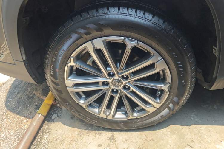 Used CHANGAN CS75 PLUS 2021 1.5T Automatic Luxury Version Right Rear Wheel Hub