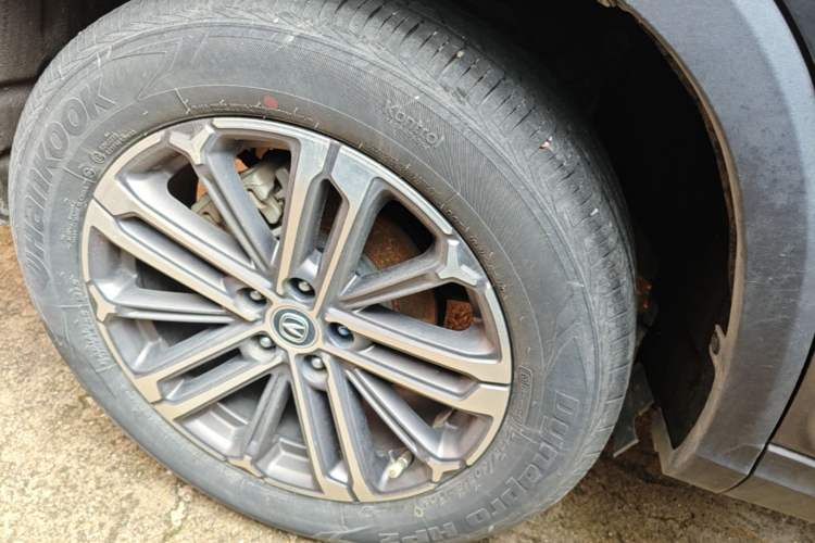 Used CHANGAN CS75 PLUS 2021 1.5T Automatic Luxury Version Right Rear Wheel Hub