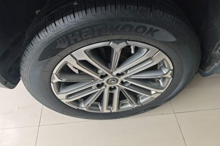 Used CHANGAN CS75 PLUS 2021 1.5T Automatic Luxury Version Right Rear Wheel Hub